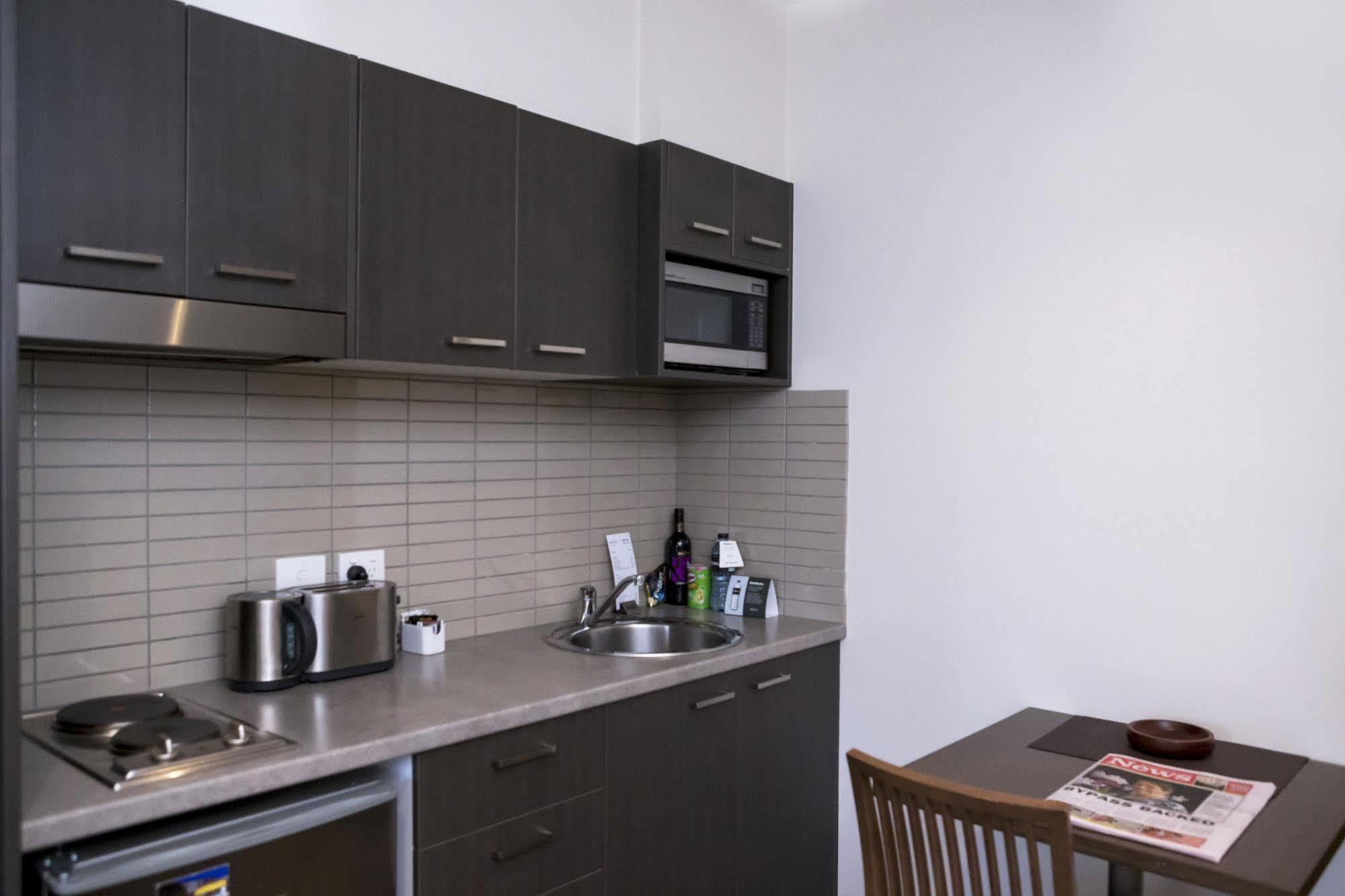 Quest Shepparton Aparthotel Bagian luar foto