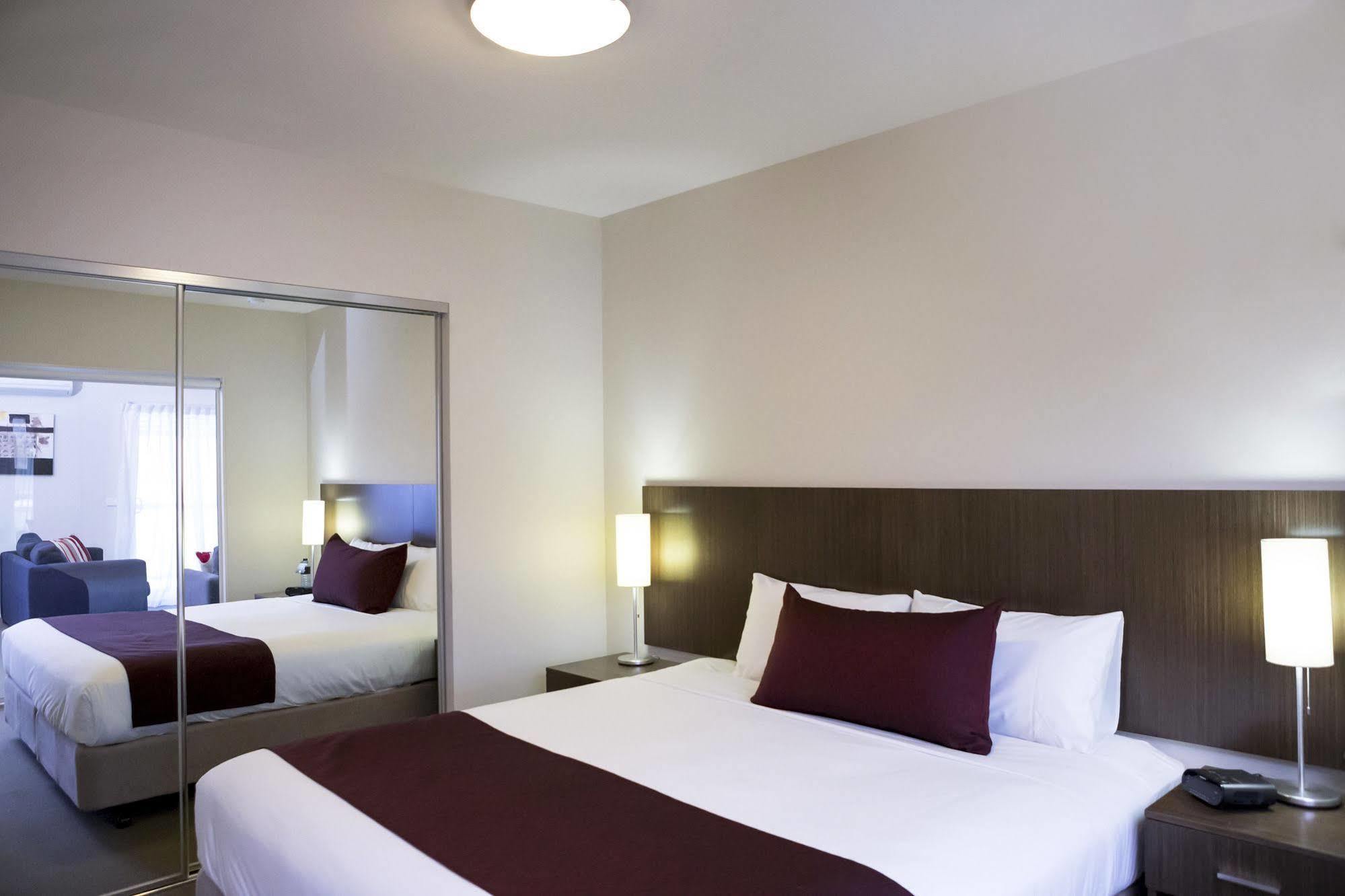 Quest Shepparton Aparthotel Bagian luar foto